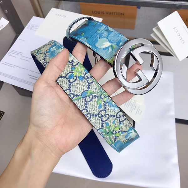 スーパーコピーグッチベルト正面デザイン